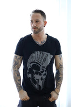 Laden Sie das Bild in den Galerie-Viewer, V-Shirt Iro bling double