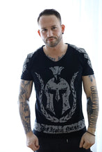 Laden Sie das Bild in den Galerie-Viewer, V-Shirt armor 1 bling