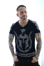 Laden Sie das Bild in den Galerie-Viewer, V-Shirt armor 1 bling