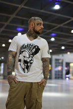 Laden Sie das Bild in den Galerie-Viewer, V-Shirt Basic Iro
