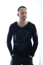 Laden Sie das Bild in den Galerie-Viewer, Longsleeve Iro
