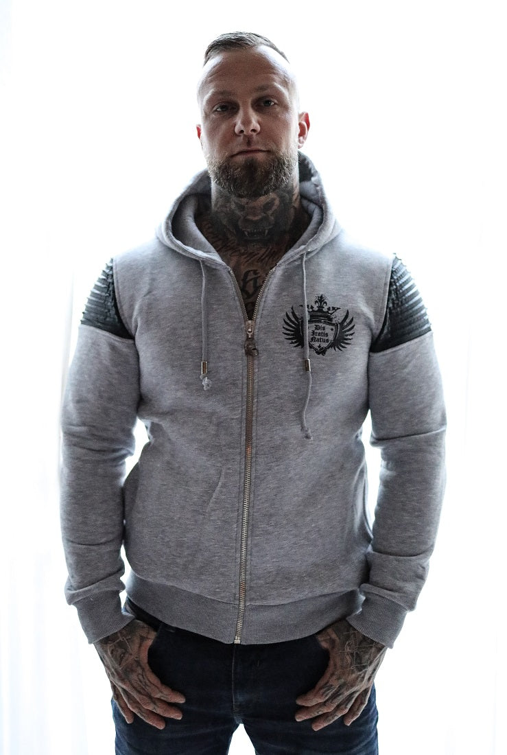Hoodiejacket Log/Arm1 – DIS IRATIS NATUS | Premium Hoodie