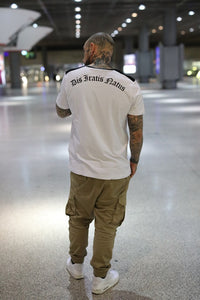 R-Shirt Skull/Helm Nieten